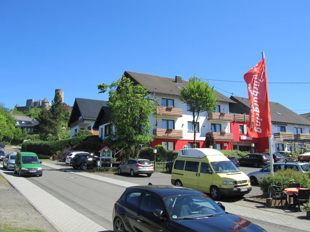 Hotel Zur Burg Nuerburg Kültér fotó