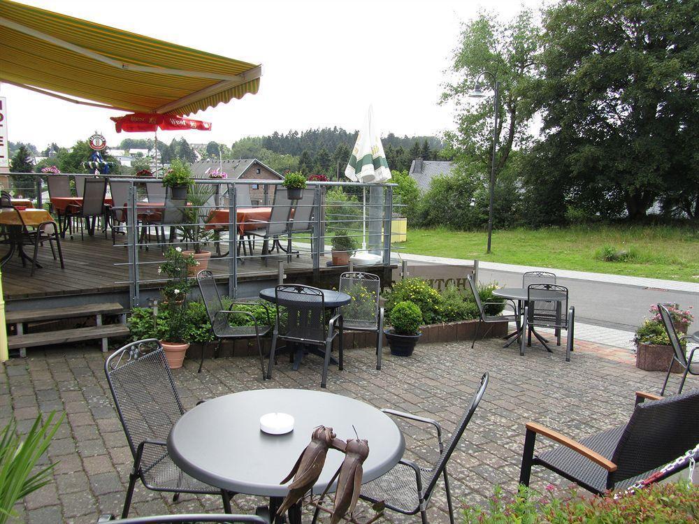 Hotel Zur Burg Nuerburg Kültér fotó